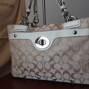 Coach purse
